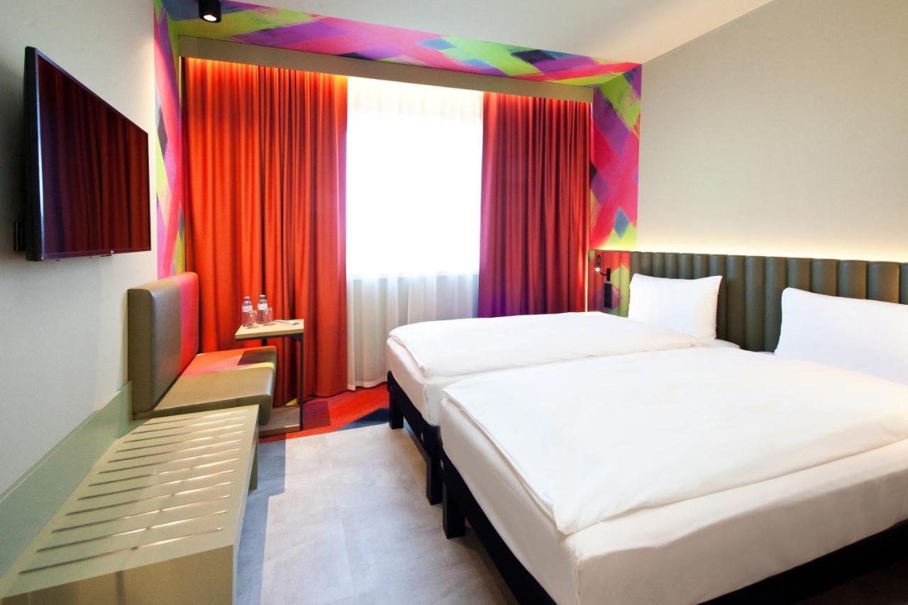 Ibis Styles Parndorf Neusiedler See Exterior foto